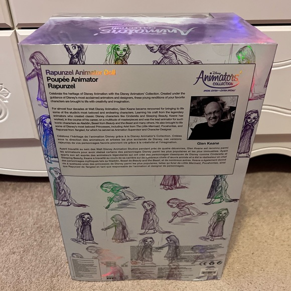 Disney animator limited edition rapunzel lights up new in box - Picture 2 of 3